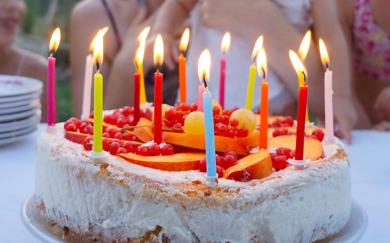 découvrez toutes les astuces pour réussir un cake moelleux et savoureux, idéal pour le goûter ou le dessert. recettes faciles, variantes sucrées et salées, conseils et idées gourmandes.